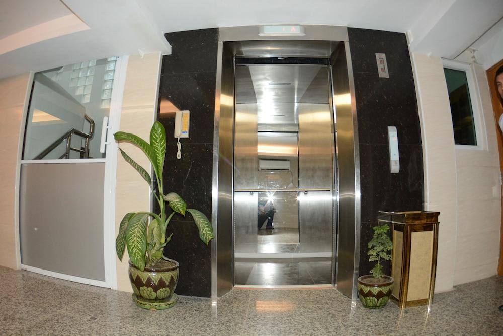 Kaung Myint Hotel Mandalay Bagian luar foto