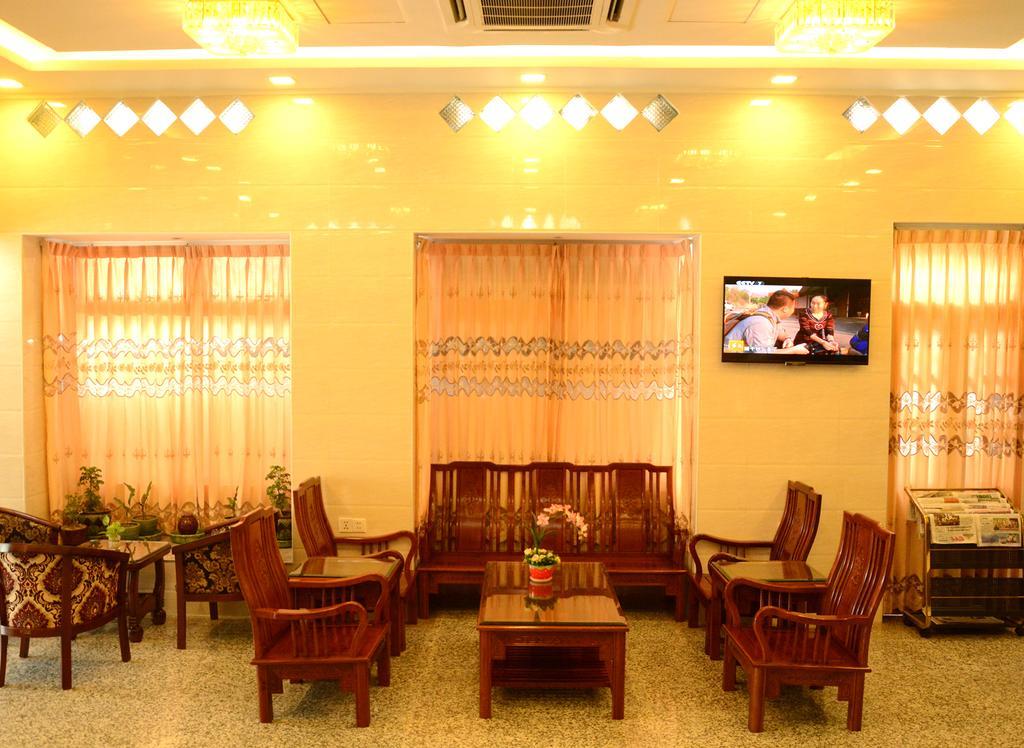 Kaung Myint Hotel Mandalay Bagian luar foto
