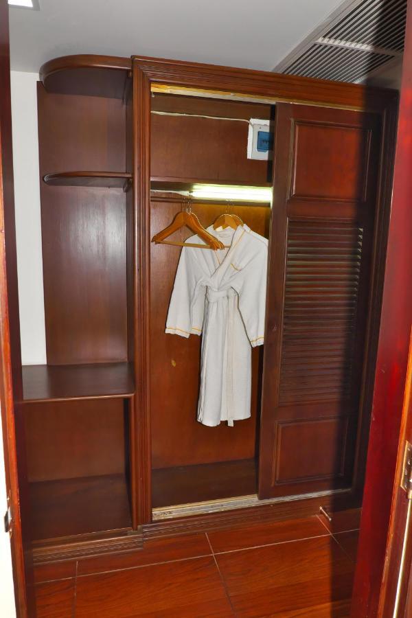 Kaung Myint Hotel Mandalay Bagian luar foto